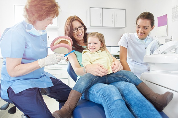 dentist with kid