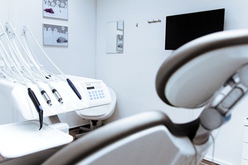 Empty dental chair at United Healthcare dentist in Columbia